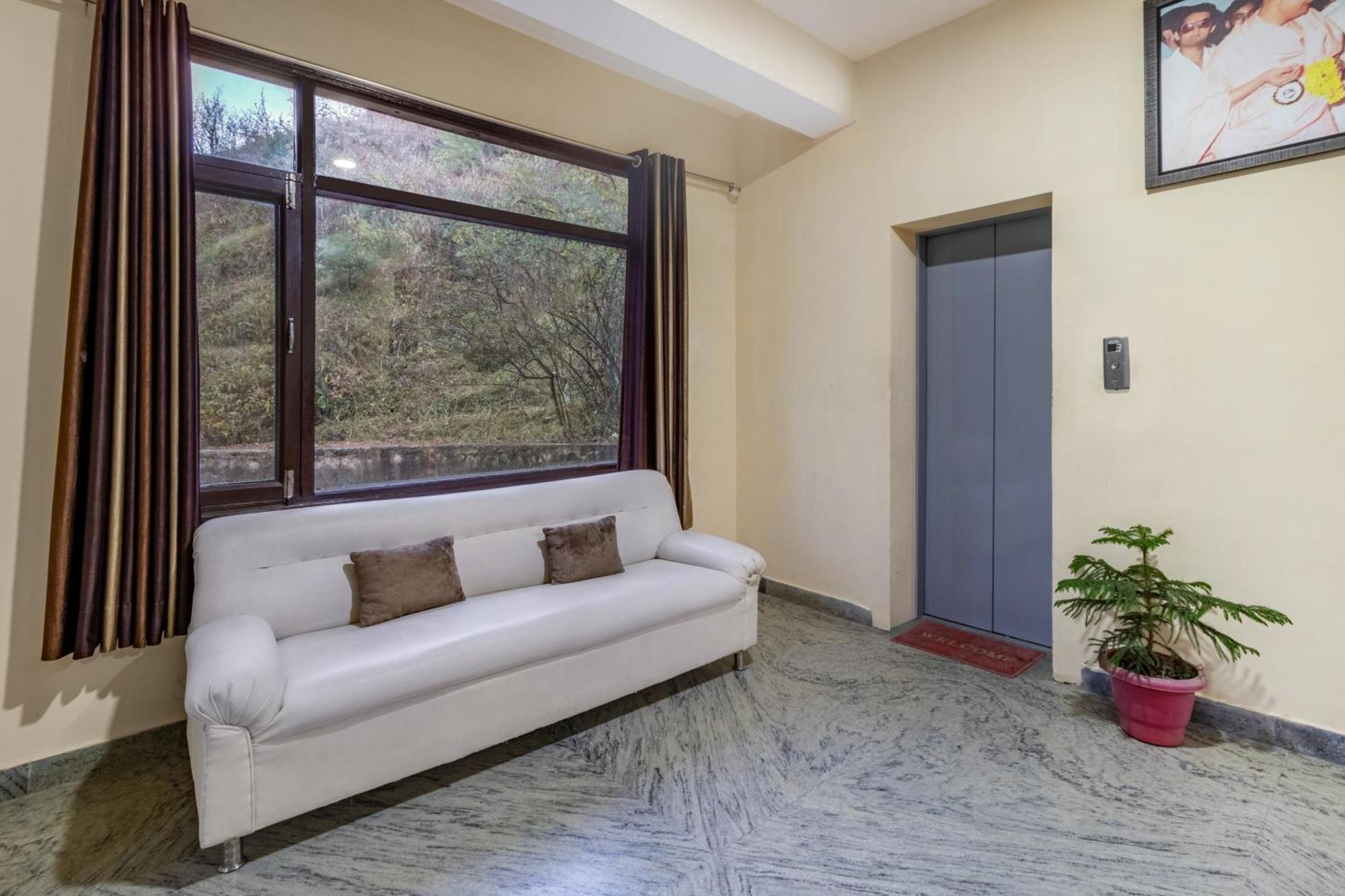 Hotel Treebo Shimla Ayurvedic Retreat Kufri Esterno foto
